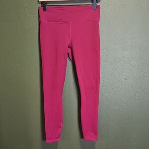 Fabletics Leggings Pink Raspberry Define Mid Rise 7/8 leggings‎ size Small